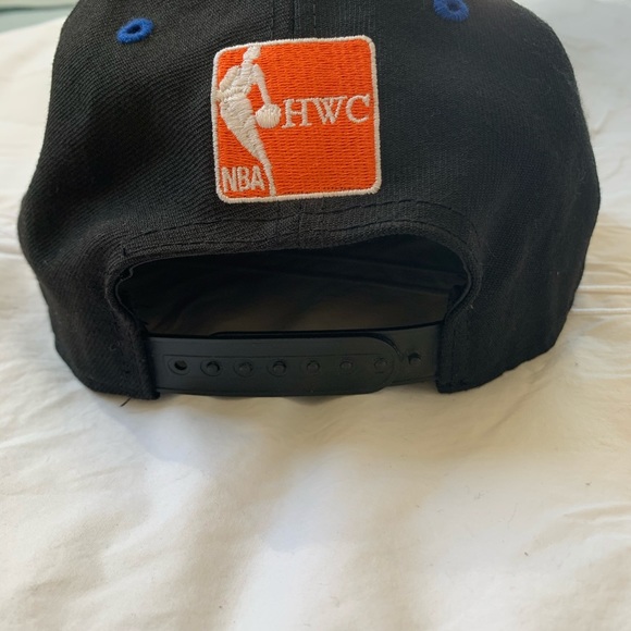 New York Knicks SnapBack - Picture 4 of 4